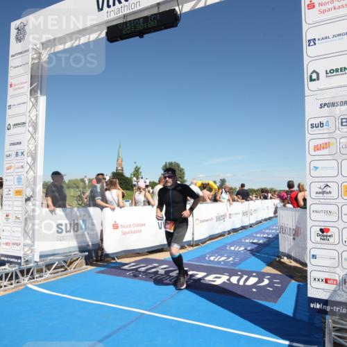 21.06.2026 - Viking Triathlon Michael Strokosch http://msf.ph/oto/9839570 21.06.2026 15:30:15 Ziel 241 meine-sportfotos.de