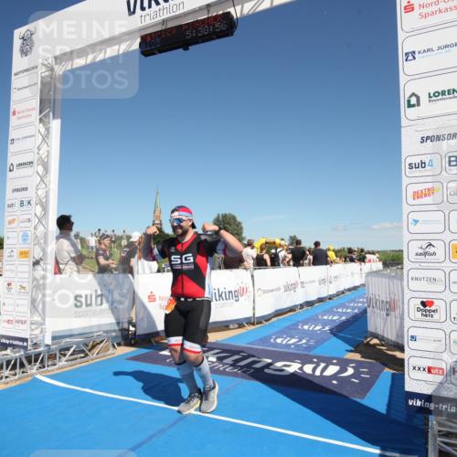 21.06.2026 - Viking Triathlon Michael Strokosch http://msf.ph/oto/9839639 21.06.2026 15:42:58 Ziel 195 meine-sportfotos.de