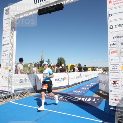 21.06.2026 - Viking Triathlon Michael Strokosch http://msf.ph/oto/9839713 21.06.2026 15:50:07 Ziel 261 meine-sportfotos.de