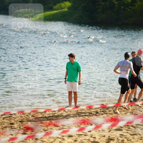 21.06.2026 - 29. Vierlanden-Triathlon LAZAROV Photography http://msf.ph/oto/9839739 21.06.2026 08:10:35 Schwimmen  meine-sportfotos.de