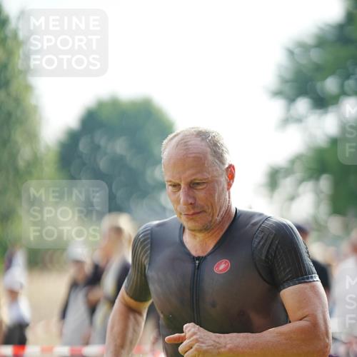 21.06.2026 - 29. Vierlanden-Triathlon LAZAROV Photography http://msf.ph/oto/9839758 21.06.2026 08:35:14 Schwimmen 216 meine-sportfotos.de