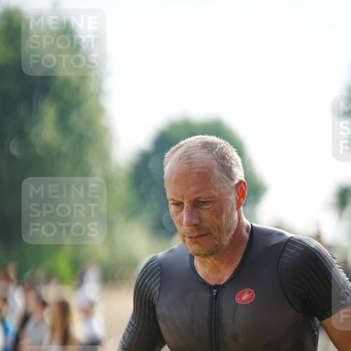 21.06.2026 - 29. Vierlanden-Triathlon LAZAROV Photography http://msf.ph/oto/9839759 21.06.2026 08:35:14 Schwimmen 216 meine-sportfotos.de