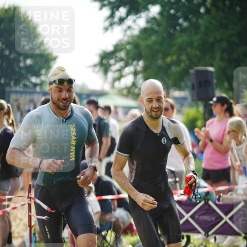 21.06.2026 - 29. Vierlanden-Triathlon LAZAROV Photography http://msf.ph/oto/9839765 21.06.2026 08:35:29 Schwimmen 23, 49, 79 meine-sportfotos.de