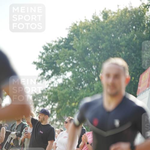 21.06.2026 - 29. Vierlanden-Triathlon LAZAROV Photography http://msf.ph/oto/9839784 21.06.2026 08:37:10 Schwimmen 24, 30, 63 meine-sportfotos.de