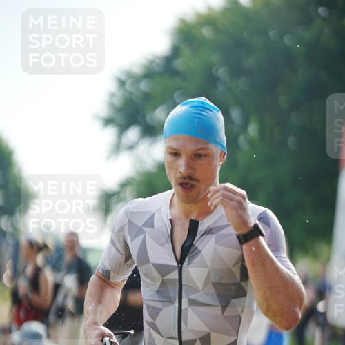 21.06.2026 - 29. Vierlanden-Triathlon LAZAROV Photography http://msf.ph/oto/9839805 21.06.2026 08:37:34 Schwimmen 31, 46, 107, 127 meine-sportfotos.de