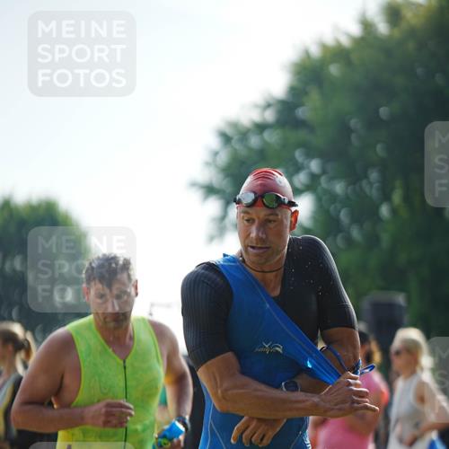 21.06.2026 - 29. Vierlanden-Triathlon LAZAROV Photography http://msf.ph/oto/9839817 21.06.2026 08:39:25 Schwimmen 32, 166, 212 meine-sportfotos.de