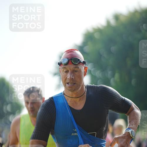 21.06.2026 - 29. Vierlanden-Triathlon LAZAROV Photography http://msf.ph/oto/9839820 21.06.2026 08:39:26 Schwimmen 32, 155, 166, 212 meine-sportfotos.de