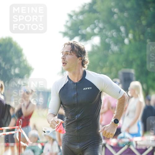 21.06.2026 - 29. Vierlanden-Triathlon LAZAROV Photography http://msf.ph/oto/9839848 21.06.2026 08:39:56 Schwimmen 72, 103 meine-sportfotos.de