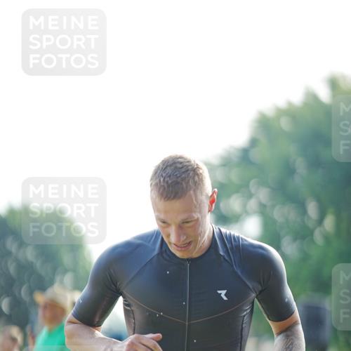 21.06.2026 - 29. Vierlanden-Triathlon LAZAROV Photography http://msf.ph/oto/9839882 21.06.2026 08:49:17 Schwimmen 86, 199 meine-sportfotos.de