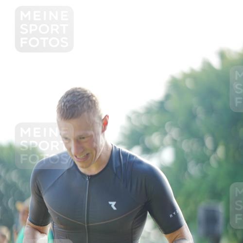 21.06.2026 - 29. Vierlanden-Triathlon LAZAROV Photography http://msf.ph/oto/9839883 21.06.2026 08:49:17 Schwimmen 86, 199 meine-sportfotos.de
