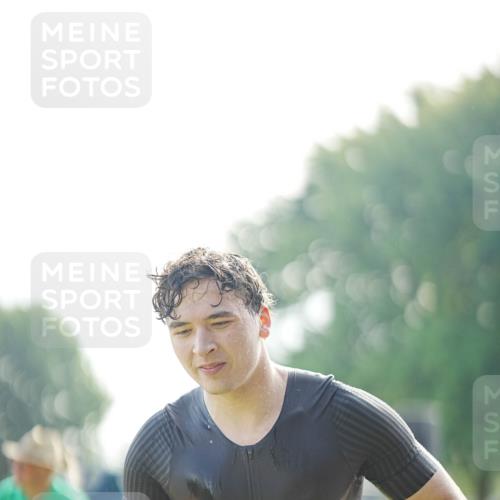 21.06.2026 - 29. Vierlanden-Triathlon LAZAROV Photography http://msf.ph/oto/9839888 21.06.2026 08:49:25 Schwimmen 54, 86 meine-sportfotos.de