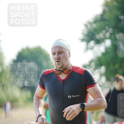 21.06.2026 - 29. Vierlanden-Triathlon LAZAROV Photography http://msf.ph/oto/9839903 21.06.2026 08:50:06 Schwimmen 48 meine-sportfotos.de