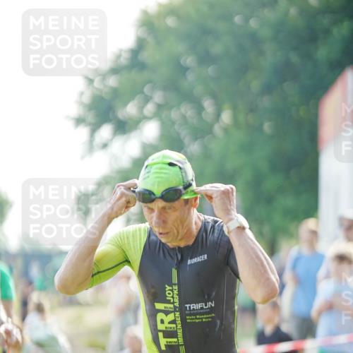 21.06.2026 - 29. Vierlanden-Triathlon LAZAROV Photography http://msf.ph/oto/9839942 21.06.2026 08:50:56 Schwimmen 163, 179, 1353 meine-sportfotos.de