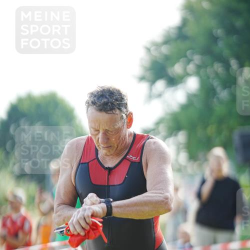 21.06.2026 - 29. Vierlanden-Triathlon LAZAROV Photography http://msf.ph/oto/9839946 21.06.2026 08:50:58 Schwimmen 100, 163, 179, 1353 meine-sportfotos.de