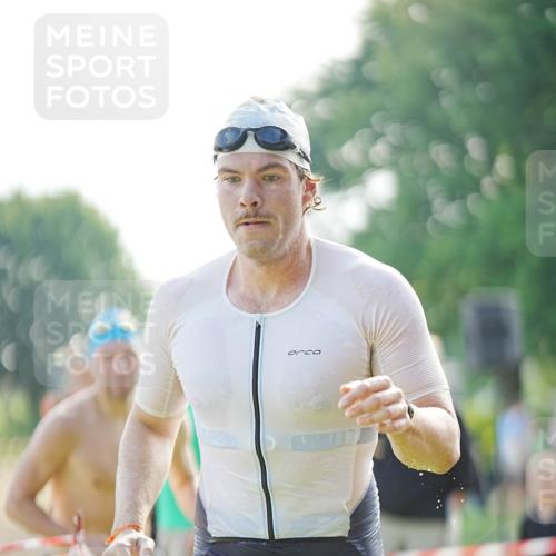 21.06.2026 - 29. Vierlanden-Triathlon LAZAROV Photography http://msf.ph/oto/9839986 21.06.2026 08:52:19 Schwimmen 5, 58, 171 meine-sportfotos.de
