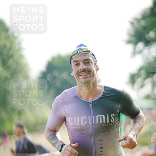 21.06.2026 - 29. Vierlanden-Triathlon LAZAROV Photography http://msf.ph/oto/9839999 21.06.2026 08:52:43 Schwimmen 167 meine-sportfotos.de