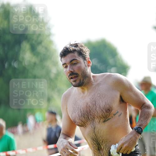 21.06.2026 - 29. Vierlanden-Triathlon LAZAROV Photography http://msf.ph/oto/9840031 21.06.2026 08:53:41 Schwimmen 15, 70 meine-sportfotos.de