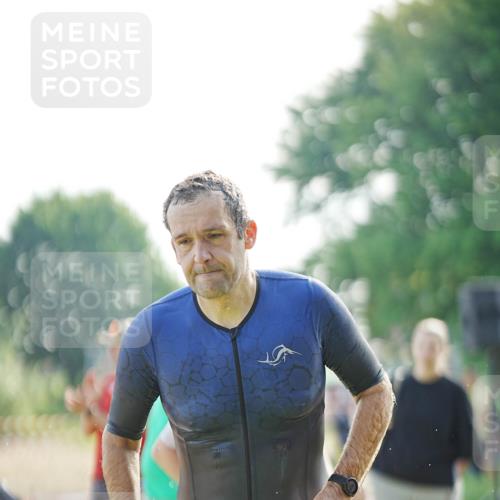 21.06.2026 - 29. Vierlanden-Triathlon LAZAROV Photography http://msf.ph/oto/9840047 21.06.2026 08:54:04 Schwimmen 122, 126, 146, 176 meine-sportfotos.de