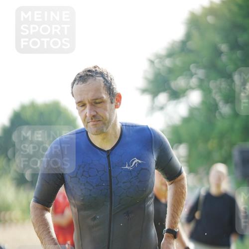 21.06.2026 - 29. Vierlanden-Triathlon LAZAROV Photography http://msf.ph/oto/9840048 21.06.2026 08:54:04 Schwimmen 122, 126, 146, 176 meine-sportfotos.de