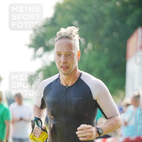 21.06.2026 - 29. Vierlanden-Triathlon LAZAROV Photography http://msf.ph/oto/9840051 21.06.2026 08:54:05 Schwimmen 122, 126, 146, 176 meine-sportfotos.de