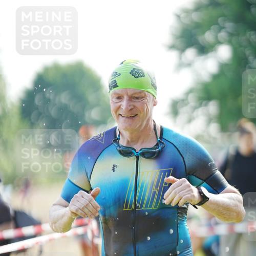 21.06.2026 - 29. Vierlanden-Triathlon LAZAROV Photography http://msf.ph/oto/9840064 21.06.2026 08:54:38 Schwimmen 213 meine-sportfotos.de