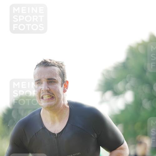 21.06.2026 - 29. Vierlanden-Triathlon LAZAROV Photography http://msf.ph/oto/9840071 21.06.2026 08:55:07 Schwimmen 19 meine-sportfotos.de