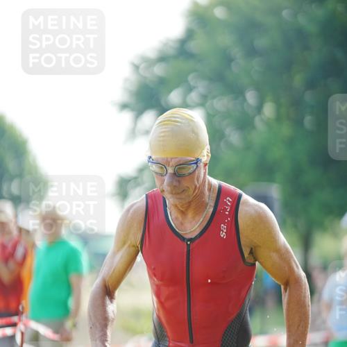 21.06.2026 - 29. Vierlanden-Triathlon LAZAROV Photography http://msf.ph/oto/9840110 21.06.2026 09:00:17 Schwimmen 178 meine-sportfotos.de