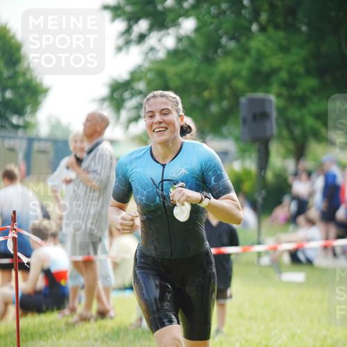 21.06.2026 - 29. Vierlanden-Triathlon LAZAROV Photography http://msf.ph/oto/9840137 21.06.2026 09:15:28 Schwimmen 260 meine-sportfotos.de