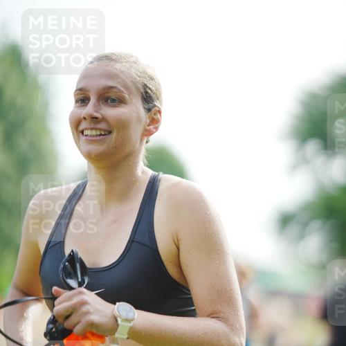 21.06.2026 - 29. Vierlanden-Triathlon LAZAROV Photography http://msf.ph/oto/9840148 21.06.2026 09:17:21 Schwimmen 249 meine-sportfotos.de