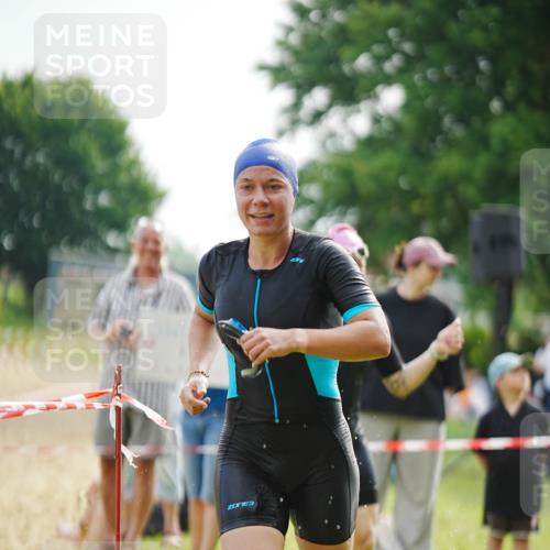 21.06.2026 - 29. Vierlanden-Triathlon LAZAROV Photography http://msf.ph/oto/9840150 21.06.2026 09:18:12 Schwimmen 232, 245, 259, 281 meine-sportfotos.de