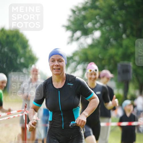 21.06.2026 - 29. Vierlanden-Triathlon LAZAROV Photography http://msf.ph/oto/9840151 21.06.2026 09:18:13 Schwimmen 232, 245, 259, 281 meine-sportfotos.de