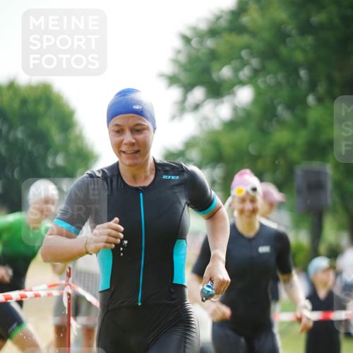 21.06.2026 - 29. Vierlanden-Triathlon LAZAROV Photography http://msf.ph/oto/9840152 21.06.2026 09:18:13 Schwimmen 232, 245, 259, 281 meine-sportfotos.de
