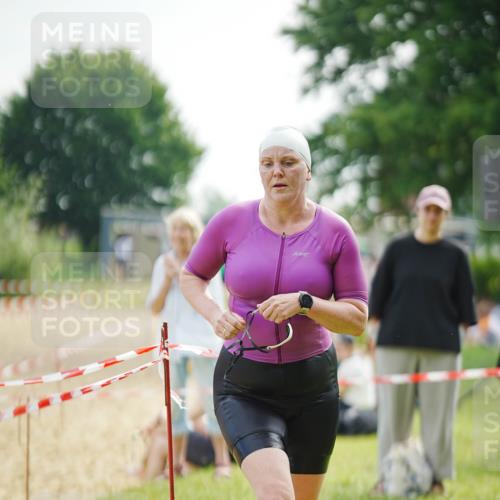 21.06.2026 - 29. Vierlanden-Triathlon LAZAROV Photography http://msf.ph/oto/9840160 21.06.2026 09:18:22 Schwimmen 232, 245, 259, 276, 281 meine-sportfotos.de