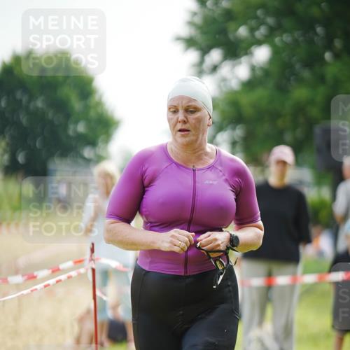 21.06.2026 - 29. Vierlanden-Triathlon LAZAROV Photography http://msf.ph/oto/9840163 21.06.2026 09:18:22 Schwimmen 232, 245, 259, 276, 281 meine-sportfotos.de