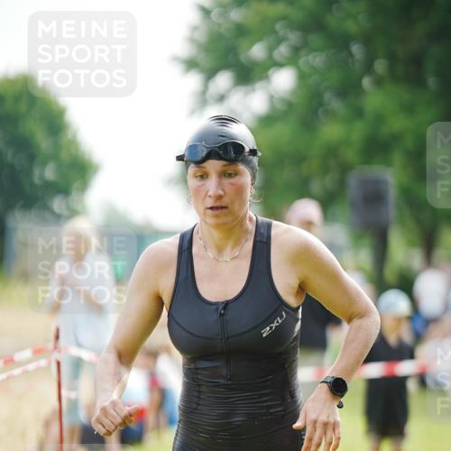 21.06.2026 - 29. Vierlanden-Triathlon LAZAROV Photography http://msf.ph/oto/9840168 21.06.2026 09:18:28 Schwimmen 238, 276 meine-sportfotos.de