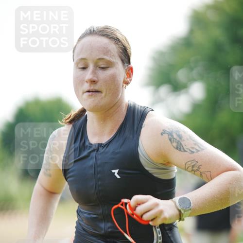 21.06.2026 - 29. Vierlanden-Triathlon LAZAROV Photography http://msf.ph/oto/9840174 21.06.2026 09:18:59 Schwimmen 246 meine-sportfotos.de