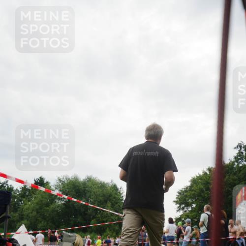 21.06.2026 - 29. Vierlanden-Triathlon LAZAROV Photography http://msf.ph/oto/9840216 21.06.2026 09:45:13 Schwimmen  meine-sportfotos.de