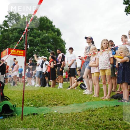 21.06.2026 - 29. Vierlanden-Triathlon LAZAROV Photography http://msf.ph/oto/9840262 21.06.2026 10:03:00 Schwimmen 430 meine-sportfotos.de
