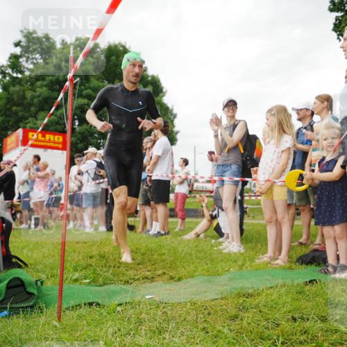 21.06.2026 - 29. Vierlanden-Triathlon LAZAROV Photography http://msf.ph/oto/9840277 21.06.2026 10:05:14 Schwimmen 431 meine-sportfotos.de