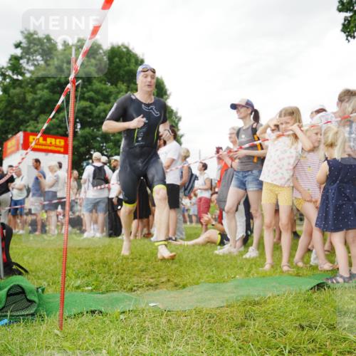 21.06.2026 - 29. Vierlanden-Triathlon LAZAROV Photography http://msf.ph/oto/9840288 21.06.2026 10:06:15 Schwimmen 464 meine-sportfotos.de
