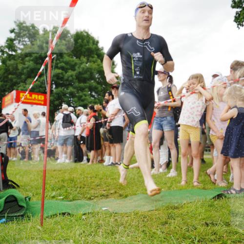 21.06.2026 - 29. Vierlanden-Triathlon LAZAROV Photography http://msf.ph/oto/9840290 21.06.2026 10:06:16 Schwimmen 464 meine-sportfotos.de