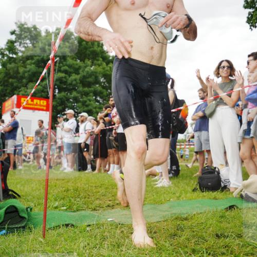 21.06.2026 - 29. Vierlanden-Triathlon LAZAROV Photography http://msf.ph/oto/9840320 21.06.2026 10:07:18 Schwimmen 425, 445, 474 meine-sportfotos.de