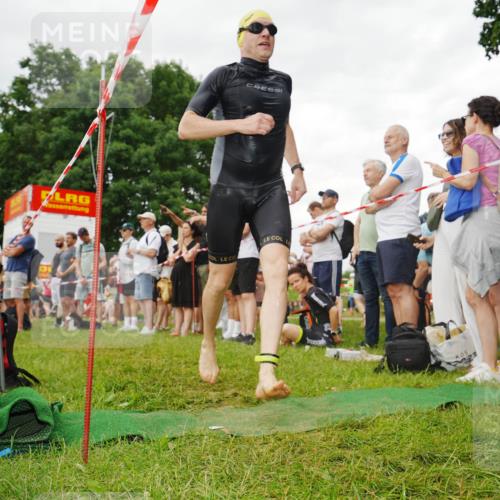 21.06.2026 - 29. Vierlanden-Triathlon LAZAROV Photography http://msf.ph/oto/9840394 21.06.2026 10:11:14 Schwimmen 411, 461 meine-sportfotos.de
