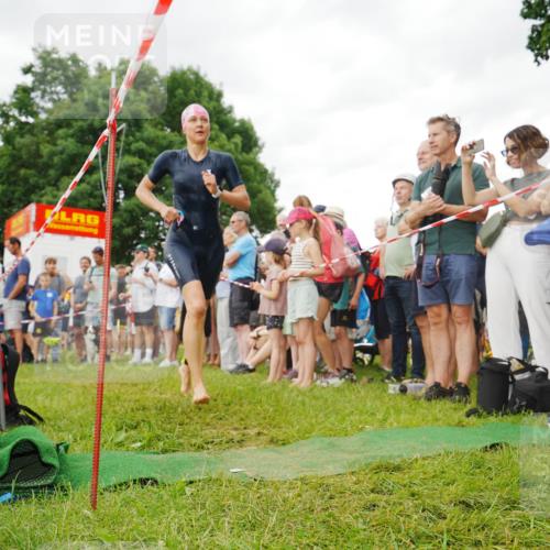 21.06.2026 - 29. Vierlanden-Triathlon LAZAROV Photography http://msf.ph/oto/9840456 21.06.2026 10:16:00 Schwimmen 552, 562 meine-sportfotos.de