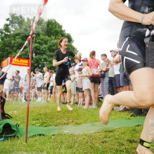 21.06.2026 - 29. Vierlanden-Triathlon LAZAROV Photography http://msf.ph/oto/9840554 21.06.2026 10:18:01 Schwimmen 481, 553, 563 meine-sportfotos.de