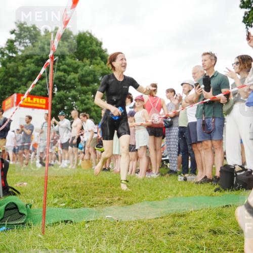 21.06.2026 - 29. Vierlanden-Triathlon LAZAROV Photography http://msf.ph/oto/9840555 21.06.2026 10:18:01 Schwimmen 481, 553, 563 meine-sportfotos.de