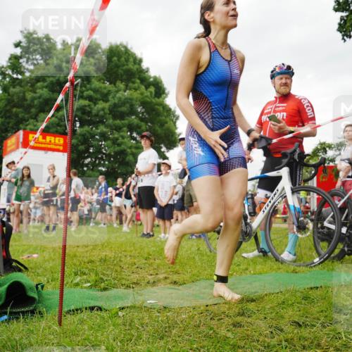 21.06.2026 - 29. Vierlanden-Triathlon LAZAROV Photography http://msf.ph/oto/9840708 21.06.2026 10:21:19 Schwimmen 576 meine-sportfotos.de