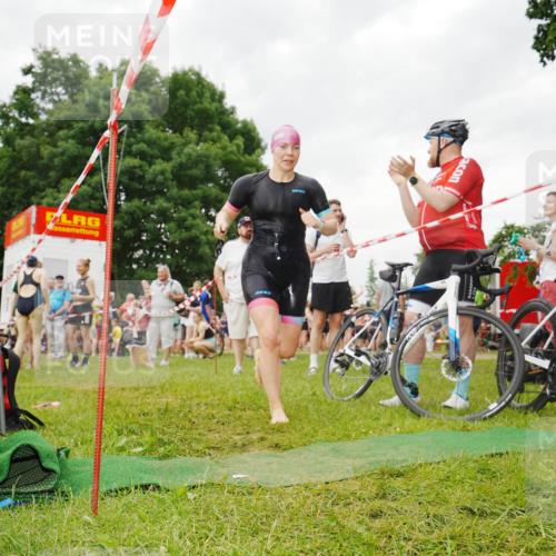21.06.2026 - 29. Vierlanden-Triathlon LAZAROV Photography http://msf.ph/oto/9840721 21.06.2026 10:24:04 Schwimmen 560 meine-sportfotos.de