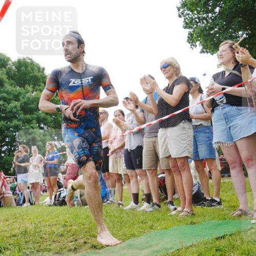 21.06.2026 - 29. Vierlanden-Triathlon LAZAROV Photography http://msf.ph/oto/9840738 21.06.2026 10:53:23 Schwimmen 657 meine-sportfotos.de
