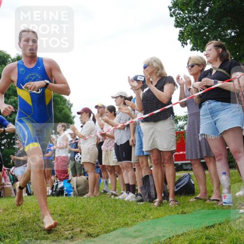21.06.2026 - 29. Vierlanden-Triathlon LAZAROV Photography http://msf.ph/oto/9840752 21.06.2026 10:55:42 Schwimmen 637, 686, 742 meine-sportfotos.de